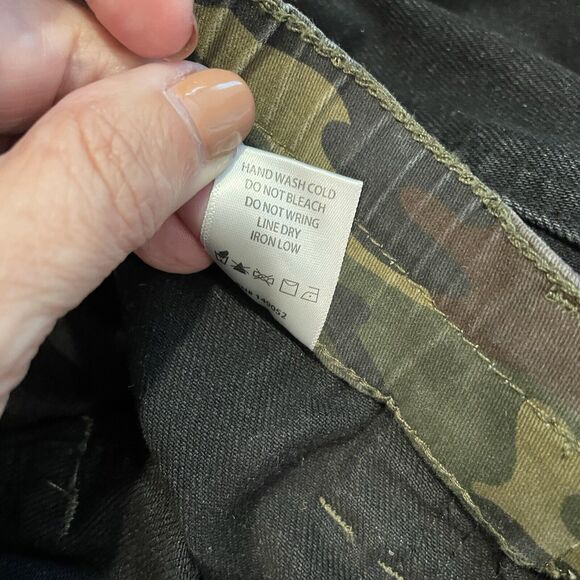 Fashion Nova Sz 11 Black Jeans Camo Cargo 90s Streetwear Retro Grunge Baggy - Picture 9 of 9